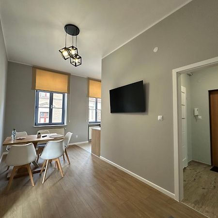Apartament Aleksandra เนียซนอ ภายนอก รูปภาพ